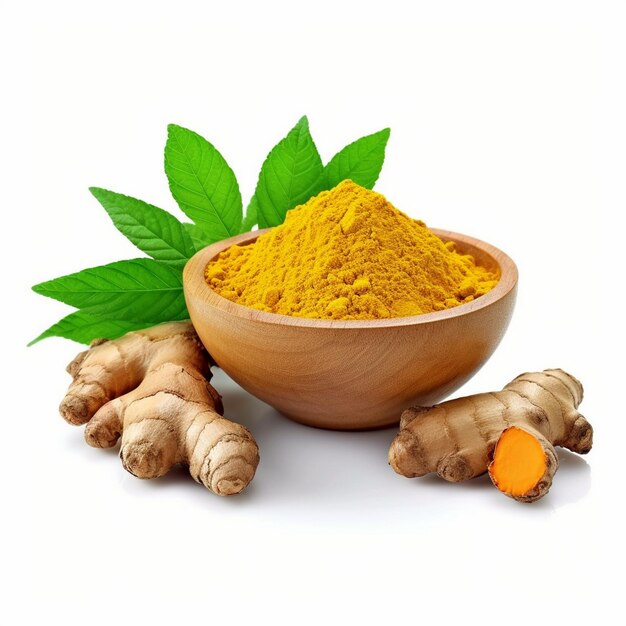 Radice e polvere di curcuma in ciotola di legno con foglie Curcuma finemente secca