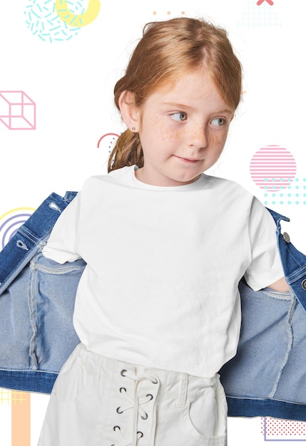 Ragazza che indossa una maglietta png con una giacca denim