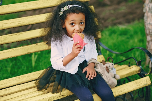 Ragazza con gelato