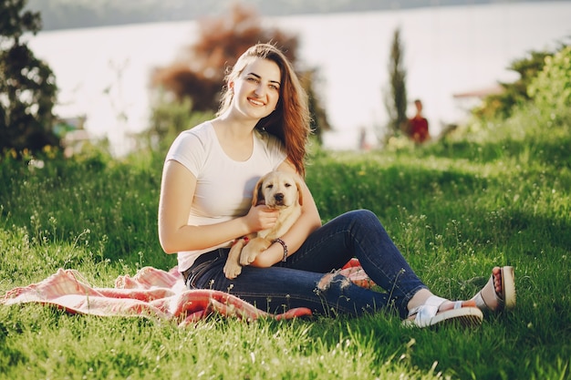 Ragazza con il cane