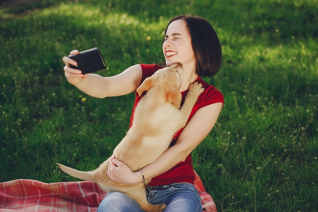 Ragazza con il cane