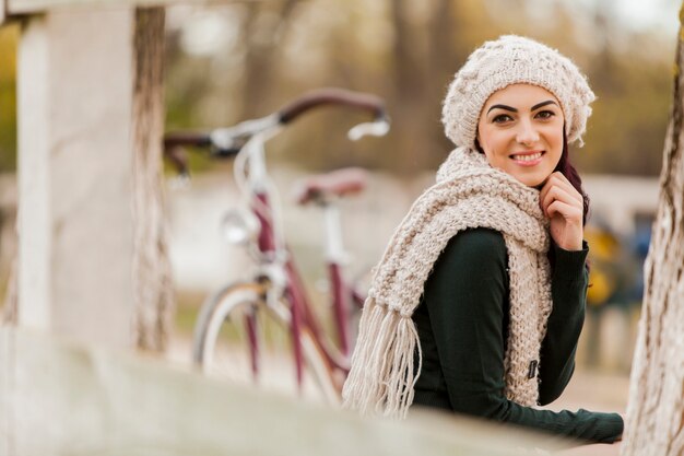 Ragazza con la bicicletta