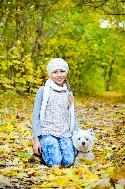 Ragazza con terrier