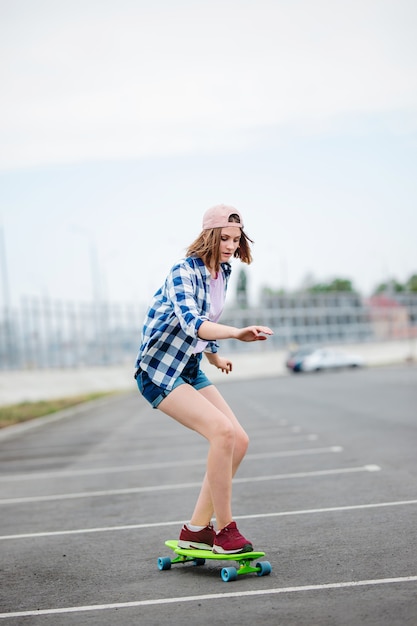 ragazza del longboard