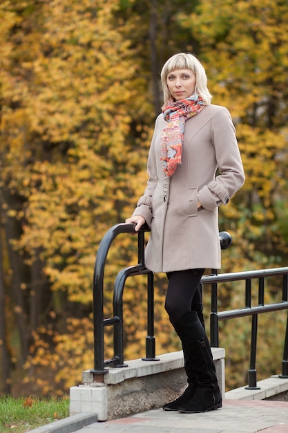 Ragazza moda autunno