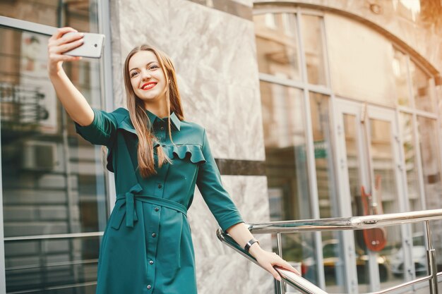 ragazze con il telefono