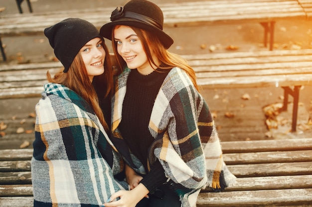 ragazze in città