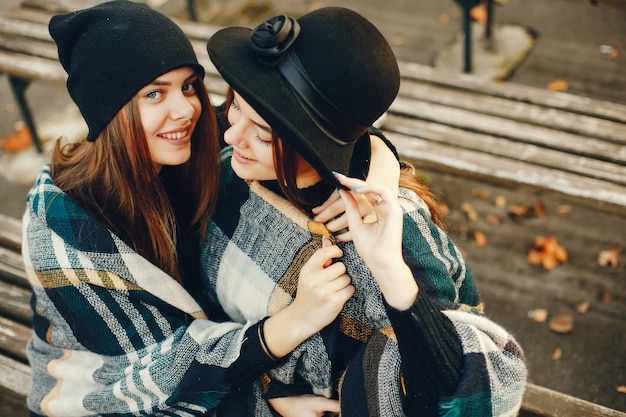 ragazze in città