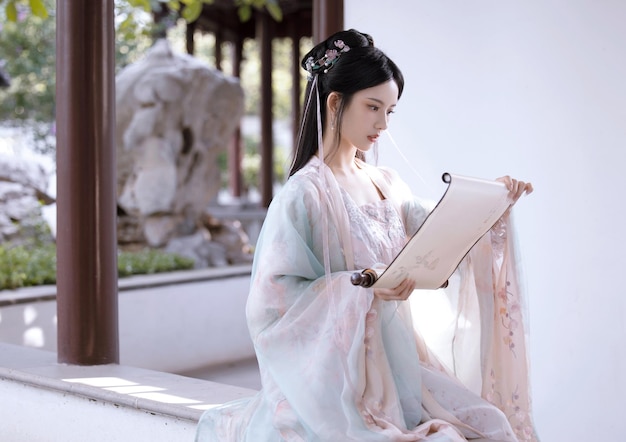 Ragazze sexy di Hanfu cinese in stile asiatico