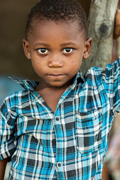 Ragazzo africano del Kenya