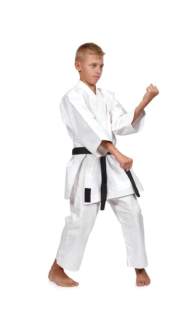 Ragazzo di karate con cintura nera