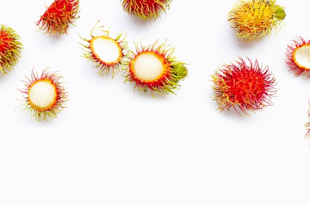 Rambutan isolato