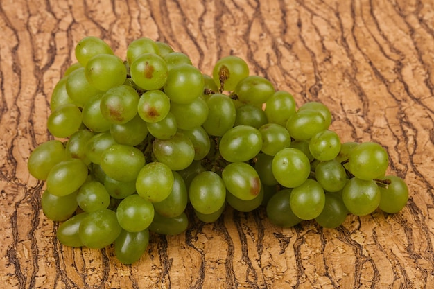 Ramo d'uva verde dolce