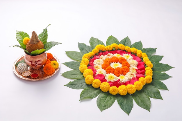 Rangoli di fiori di calendula Design per Diwali Festival