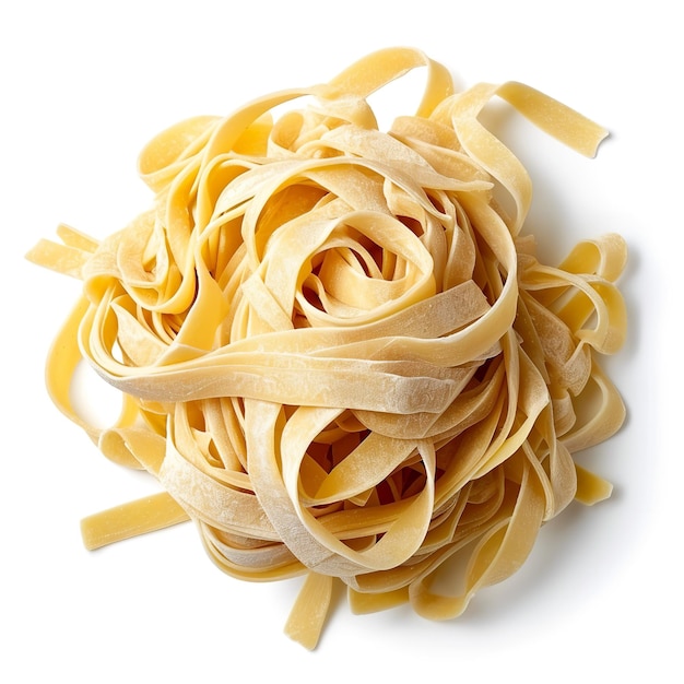 Raw Rotelle isolato su sfondo bianco