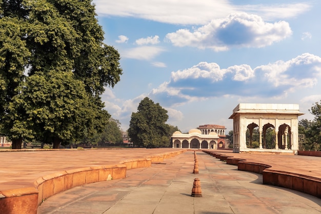 Red Fort Delhi cortile interno, India, vista giornata di sole.