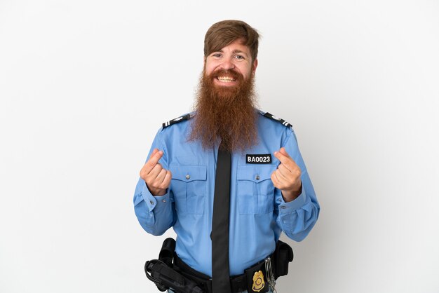Redhead uomo di polizia isolato su sfondo bianco fare soldi gesture