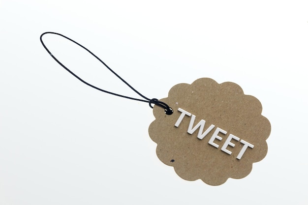 Rendering 3D TWEET parola su cartone