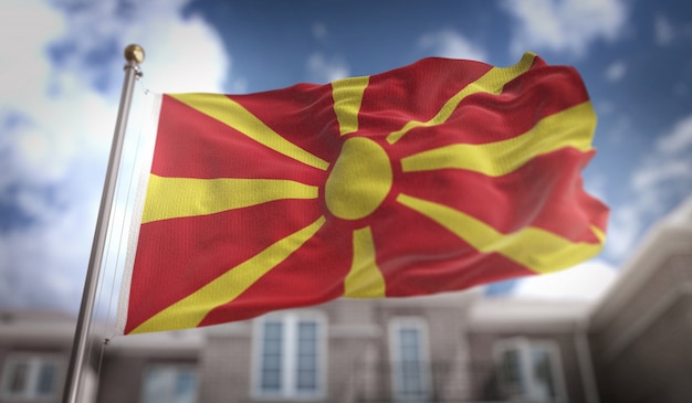 Repubblica Bandiera Macedonia Rendering 3D sullo sfondo del cielo blu