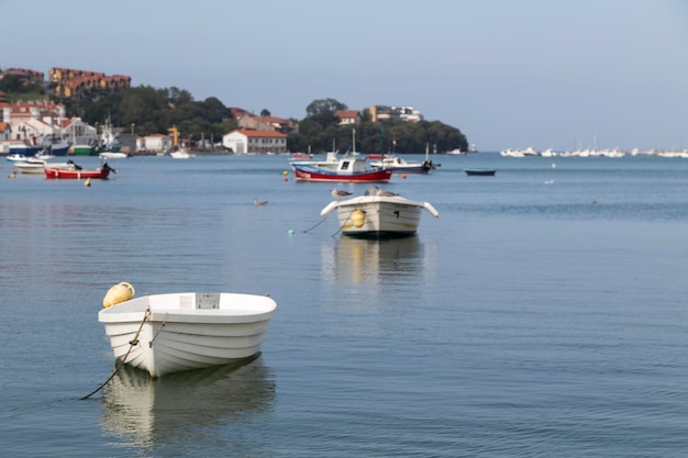 Ria de San Vicente de la Barquera Cantabria Spagna