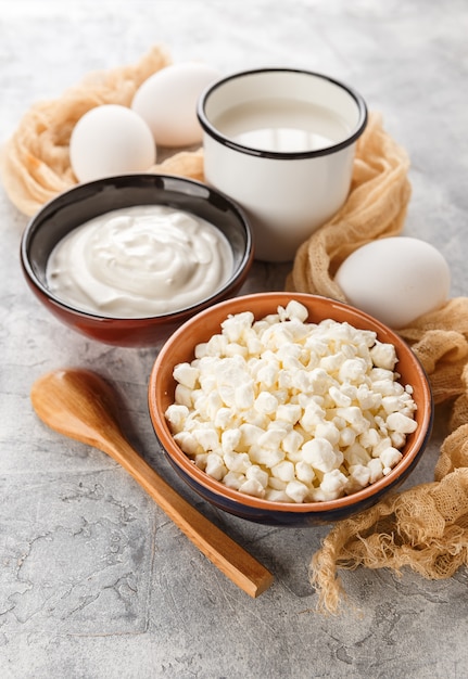 Ricotta granulata e panna acida