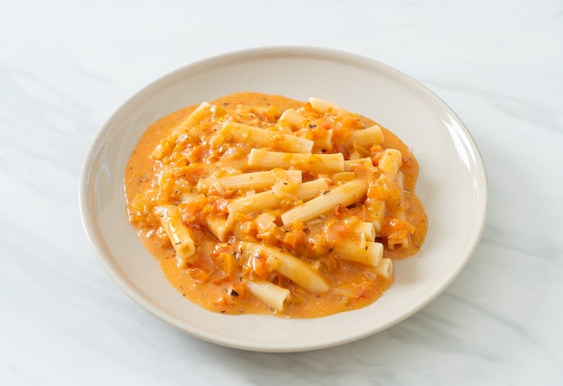 rigatoni penne cremoso al pomodoro o al sugo rosa