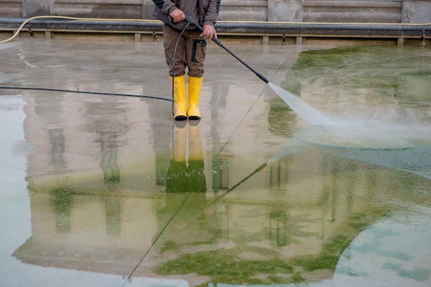 Rimuovere la bava dalla fontana con Pulivapor