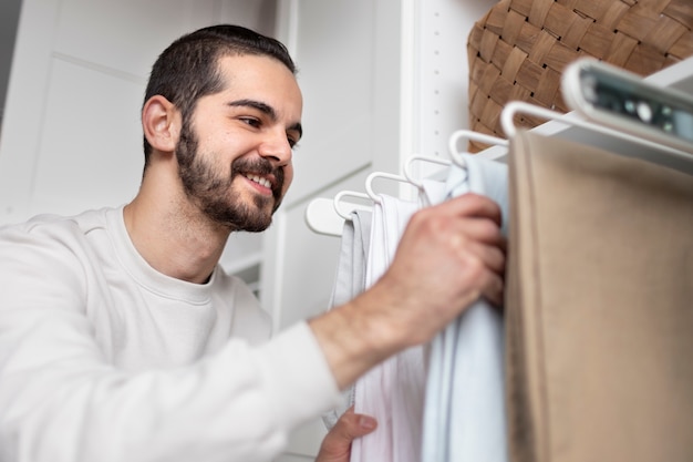 Rinnovazione dell'armadio per l'inverno