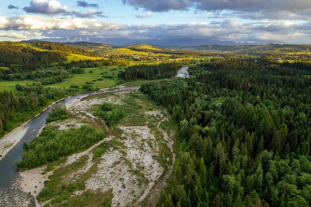 Riserva naturale di Przelom Bialki a Podhale Polonia Vista aerea del drone