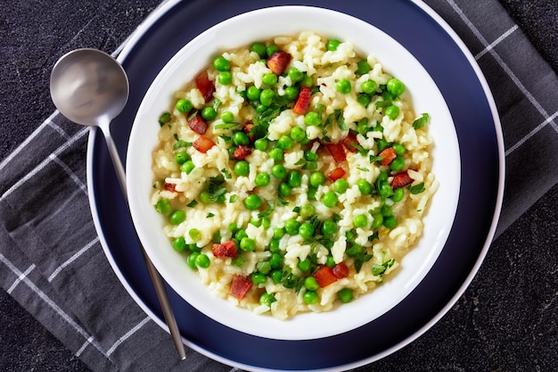 Risi e Bisi Risotto Veneziano con Piselli Primaverili