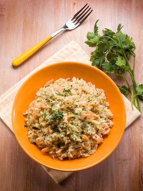 Risotto al salmone affumicato