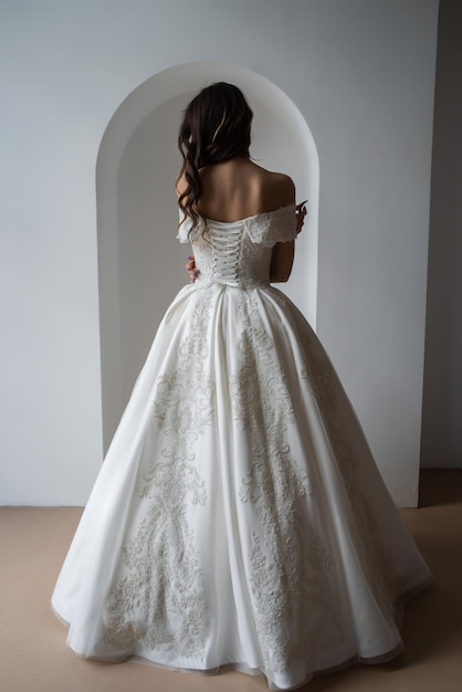 Ritratto di bella sposa Abito da sposa Decorazione di nozze