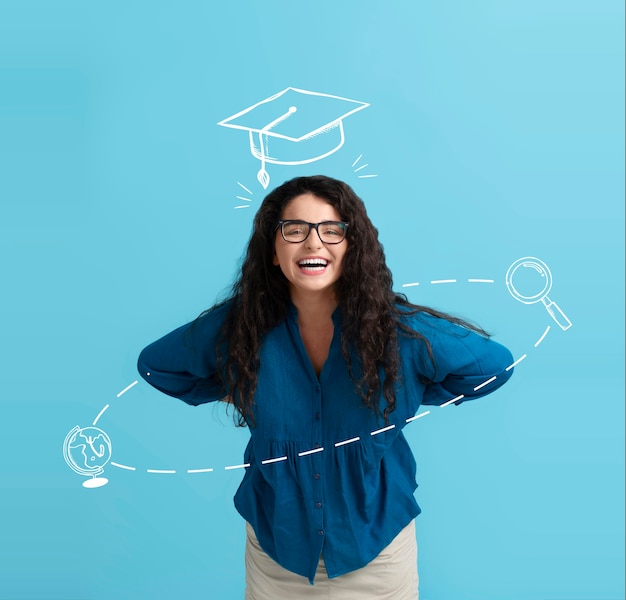 Ritratto di laurea di donna di tiro medio