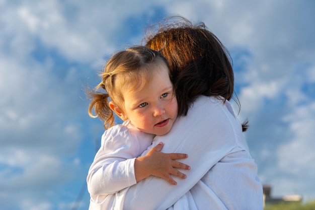 Ritratto di una bambina e sua madre