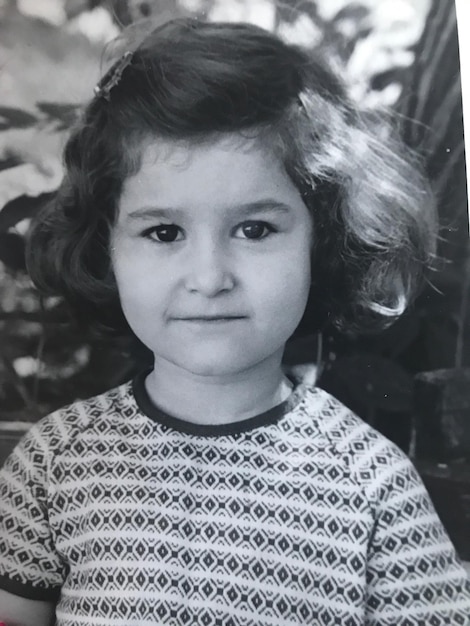 Ritratto di una ragazza carina