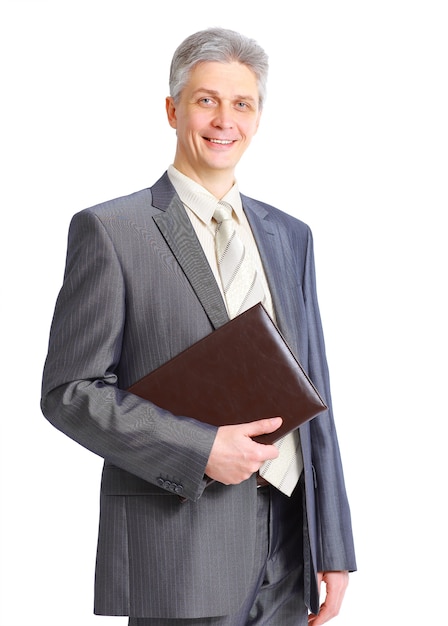 Ritratto di uomo d'affari sorridente felice, isolato su sfondo bianco