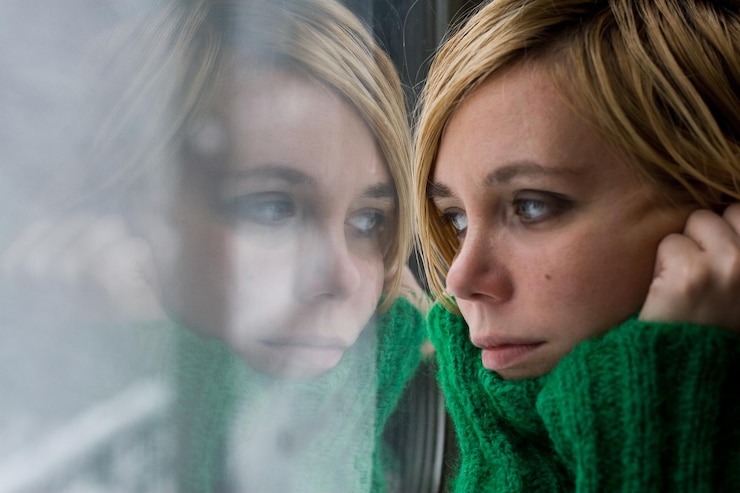 Foto ritratto ravvicinato di una bella giovane donna