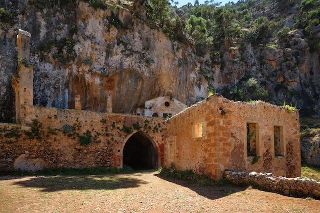 Riuns del monastero di Katholiko, regione di Chania sull'isola di Creta, in Grecia