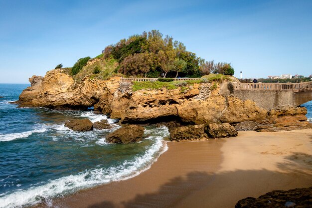 Rocca di Basta e mare. Città di Biarritz, Francia