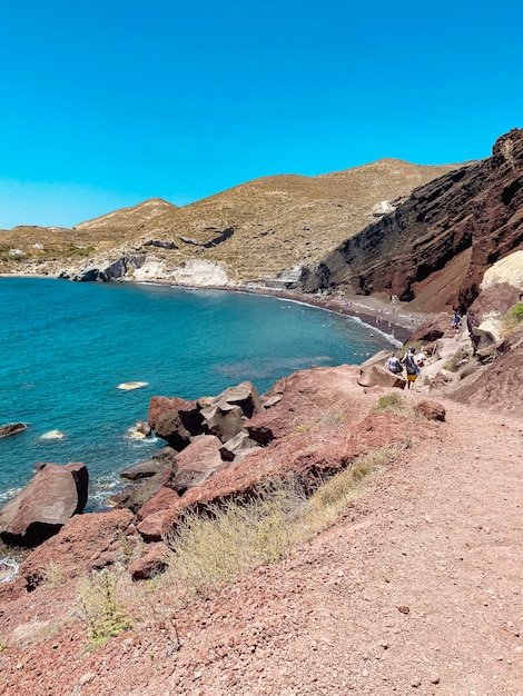 rocce vulcaniche e mar Egeo