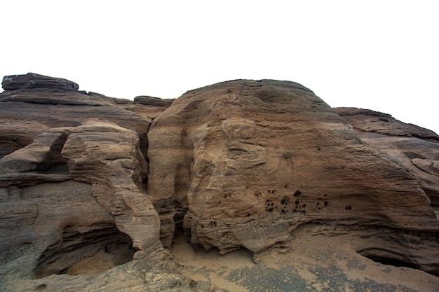 Roccia isolata su sfondo bianco