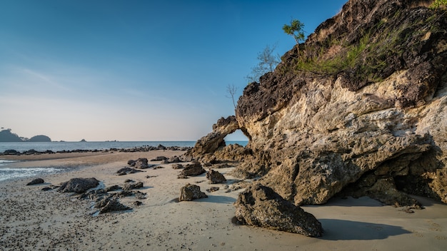 Rock Island con vista mare