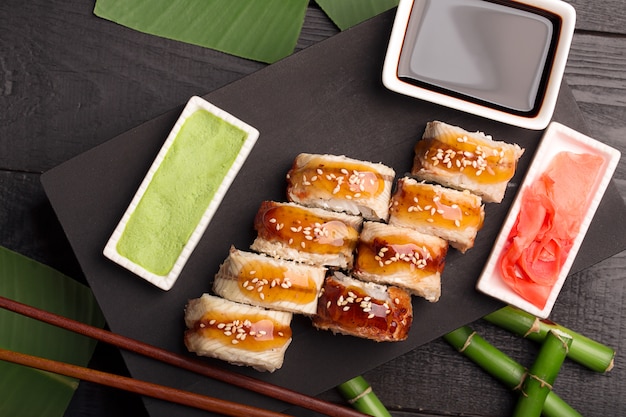 Rotolo di sushi Dragon