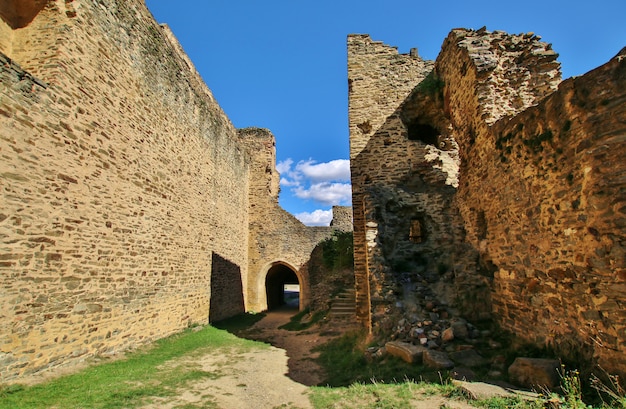 Rovine del castello medievale