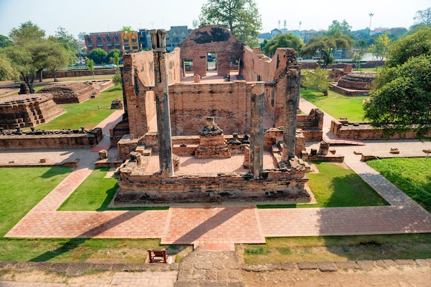 Rovine del tempio buddista Wat Ratchaburana ad Ayutthaya