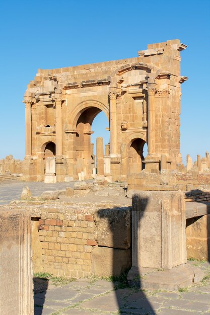 Rovine dell'antica città romana di Timgad Costruita intorno al 100 a.C