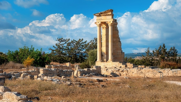 Rovine dell'antico santuario e tempio di Apollo Hylates vicino a Limassol, Cipro.