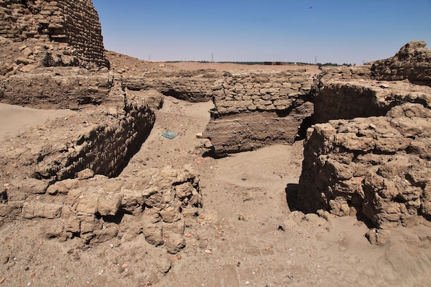 Rovine dell'antico tempio egizio sull'isola di Sai, Nubia, Sudan