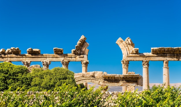 Rovine di Bustan al Khan a Baalbek in Libano, Medio Oriente