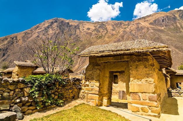 Rovine Inca a ollantaytambo in Perù